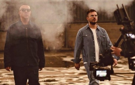 Te voglio troppo bene, Andrea Sannino e Franco Ricciardi: testo, video, significato della canzone