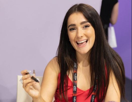 That’s rich, Brooke Scullion: la canzone dell’Irlanda in gara all’Eurovision 2022 (significato e video)