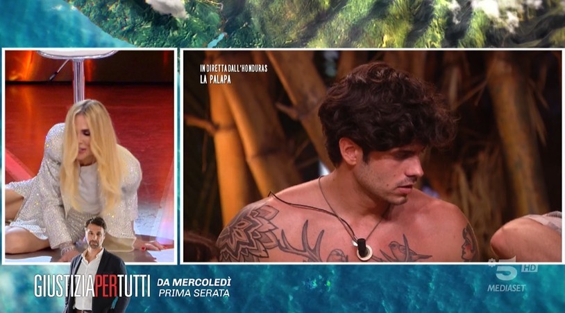 Ilary Blasi cade dallo sgabello a L’Isola dei Famosi 16 (video)
