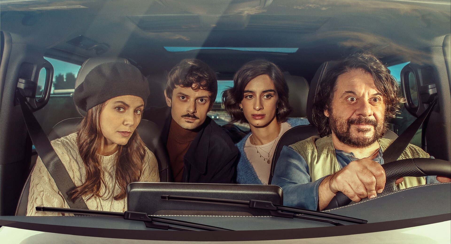 Con chi viaggi: trailer e anticipazioni film con Lillo e Fabio Rovazzi al cinema dal 23 al 25 maggio