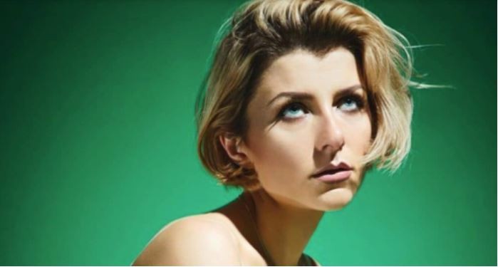 Hold Me Closer, Cornelia Jakobs: la canzone della Svezia in gara all’Eurovision 2022 (significato e video)