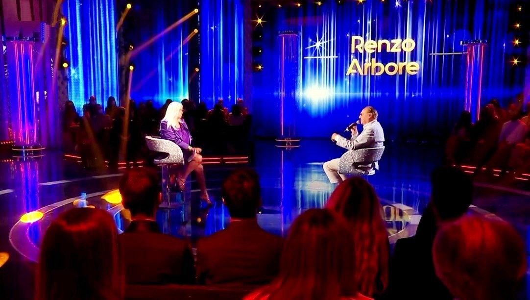 Domenica in show e l’incontro autentico di Renzo Arbore con Mara Venier