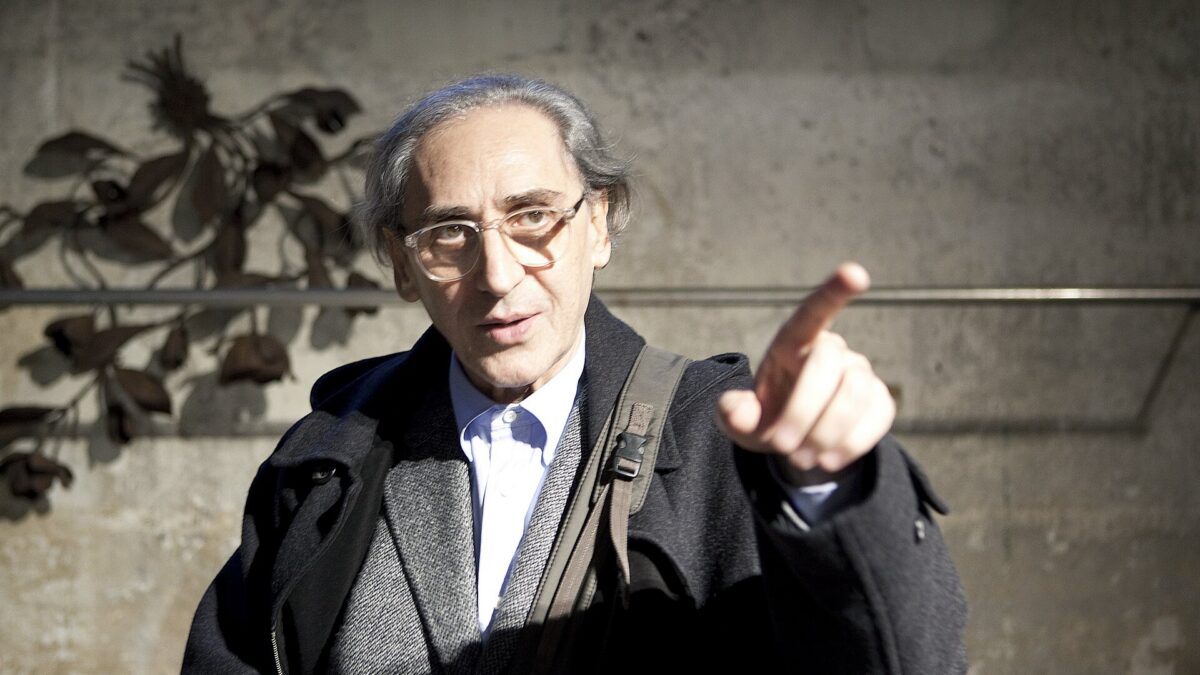 E ti vengo a cercare, Franco Battiato: ascolta la canzone, testo e significato