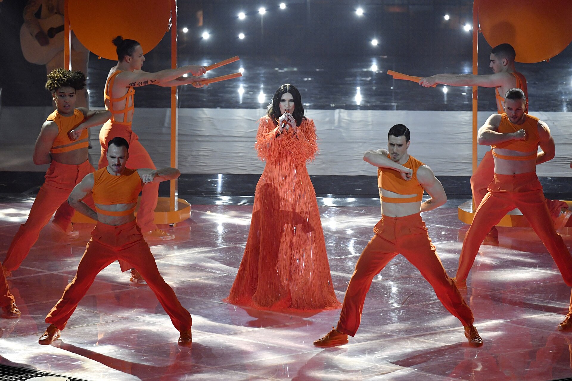 Eurovision 2022, opening act: da Give peace a chance a Bienvenidos