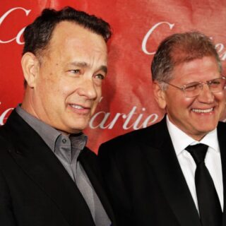 Here Tom Hanks, Robin Wright ed Eric Roth per Robert Zemeckis (2)