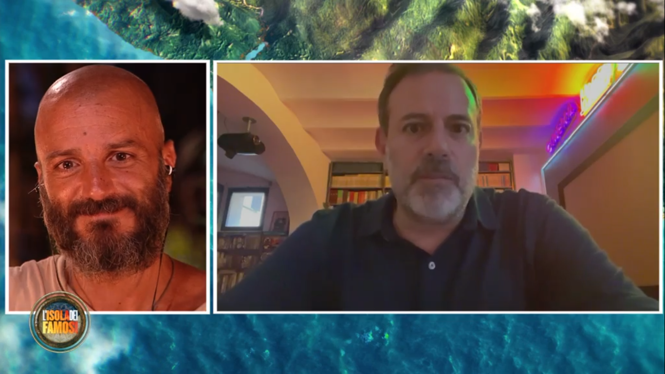 Isola dei Famosi 2022, Fausto Brizzi invia un videomessaggio a Nicolas Vaporidis