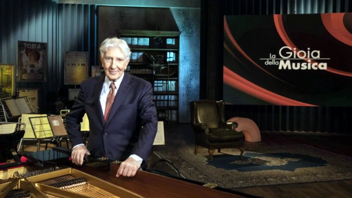 Corrado Augias lascia la Rai, ma continua a condurre La gioia della musica
