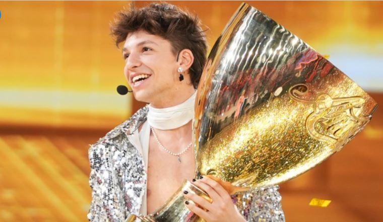 Luigi Strangis ha vinto Amici 2022: classifica finale (video)