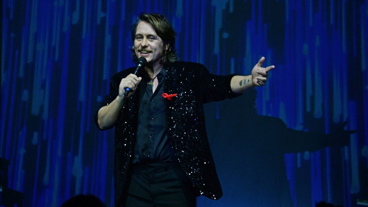 Mark Owen: You Only Want Me è il nuovo singolo, dopo 9 anni di assenza (Testo, Traduzione e Video)