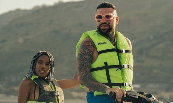 Muovilo Baby, Niko Pandetta: testo, video, significato della canzone