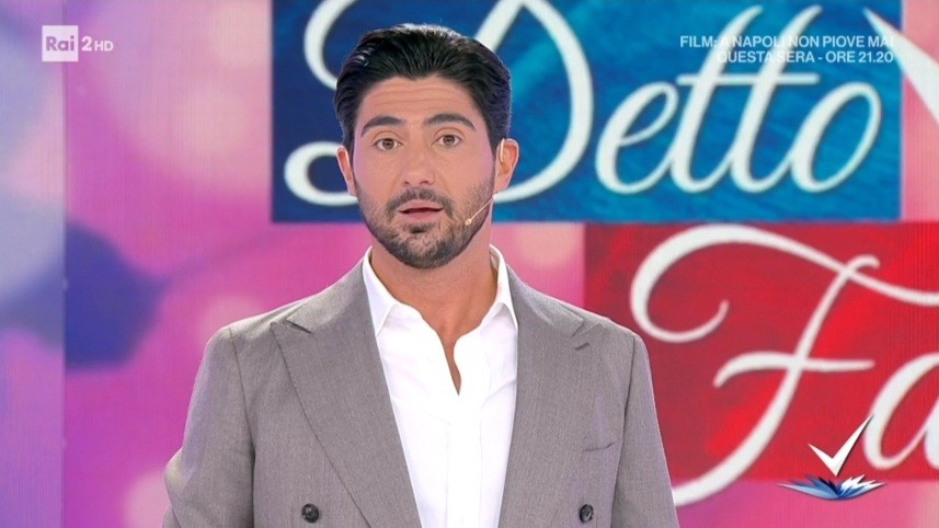 Detto Fatto, l’ultimo monologo di Giampaolo Gambi. “Perché questo programma finisce? Non abbiamo più niente da insegnarvi”