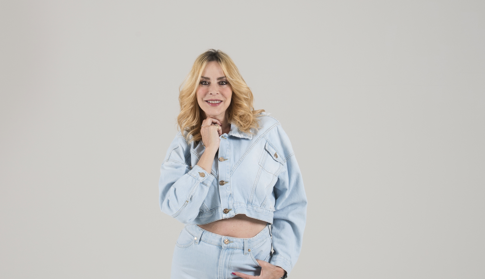 Stefania Orlando a TvBlog: “Con ‘Questa è casa mia’ mi rimetto in gioco come giudice e mi diverto”