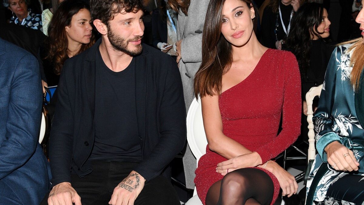 Stefano De Martino ha detto basta al gossip, quindi in tv va dalle sue “ex” (o presunte tali)