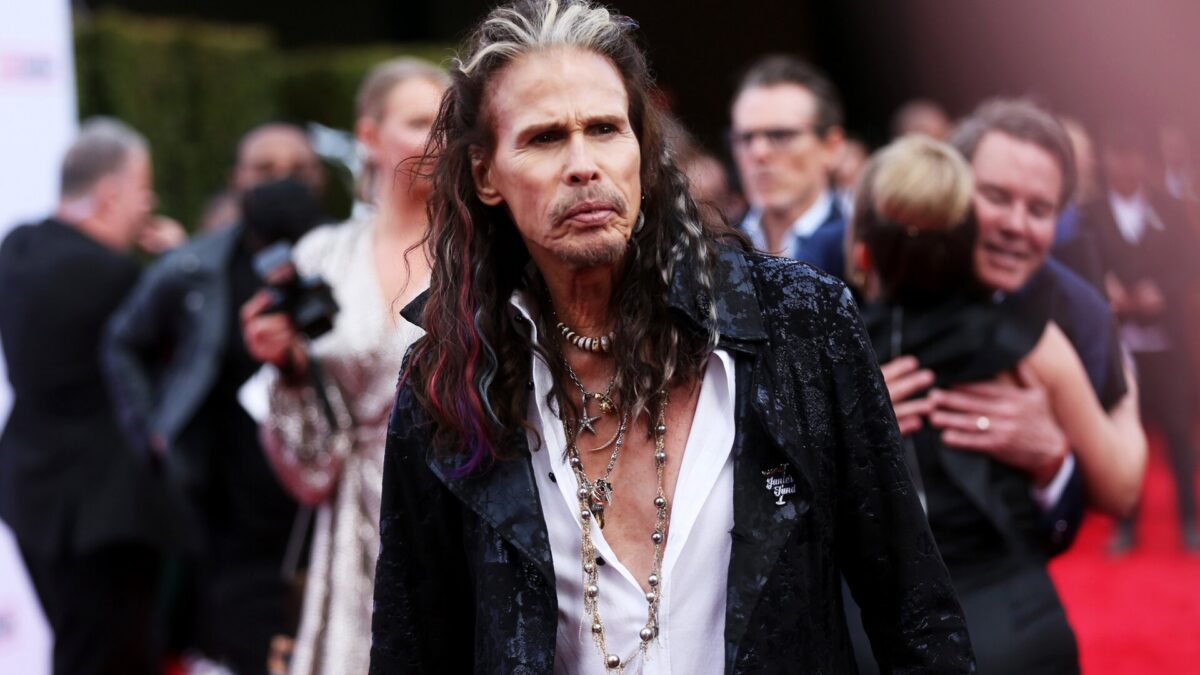 Aerosmith, Steven Tyler in rehab