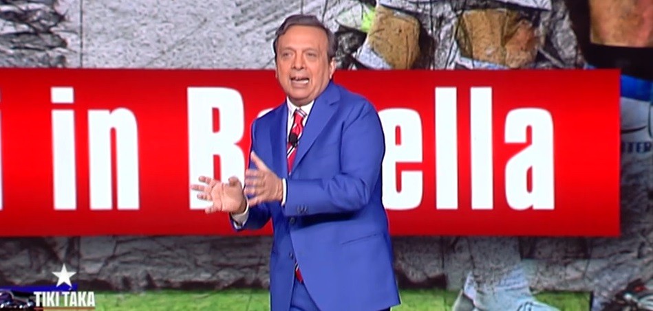 Tiki Taka, Chiambretti promosso. Ironia, leggerezza e l’errore di non aver cambiato nome al programma