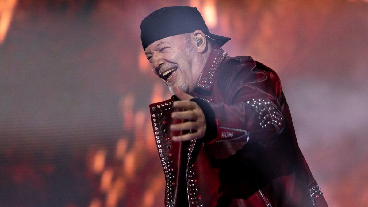 Vasco Rossi Milano, concerto 24 maggio 2022 all’Ippodromo: biglietti, parcheggio, orari e scaletta