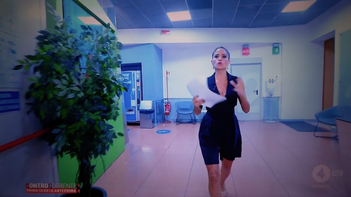Controcorrente, il finto auto-lancio della Gentili: “Mi cambio e torno” (Video)