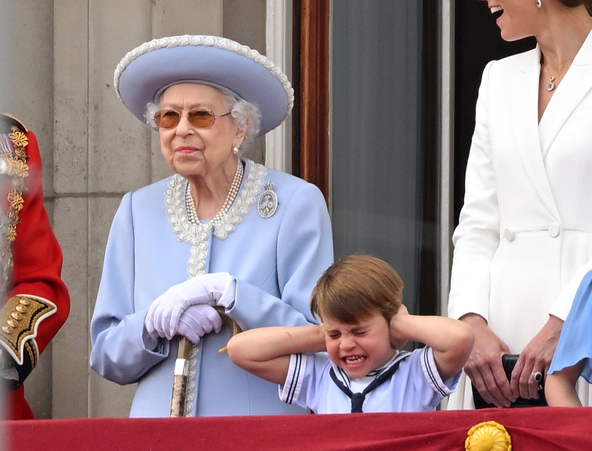 2 Giugno 2022, tra la Parata ai Fori e il Trooping The Colour il referendum ‘Monarchia – Repubblica’ passa per la tv