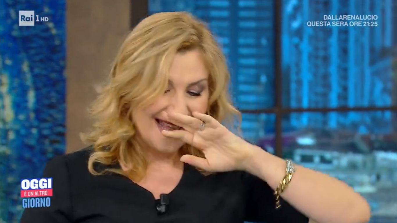 Oggi è un altro giorno, Serena Bortone chiude commossa: “Quando abbiamo cominciato in pochi credevano in questo programma”