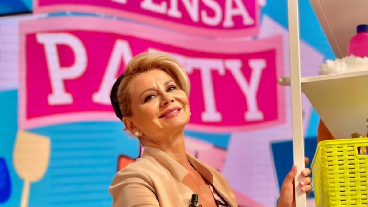 I Fatti Vostri, Patrizia Neher a TvBlog: “‘Ci pensa Patty’ è stata un’esperienza strabiliante. E richiede lavoro…”
