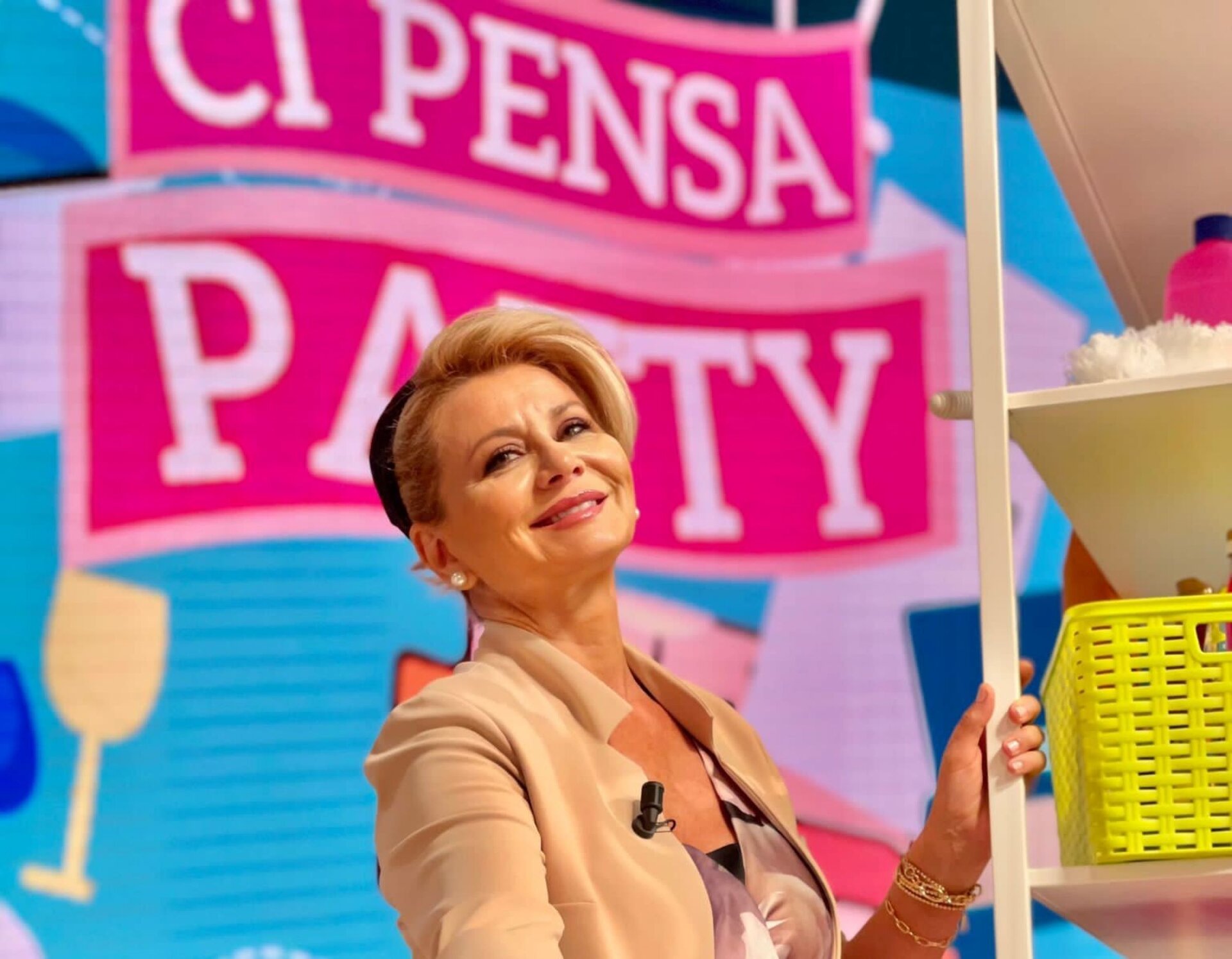 I Fatti Vostri, Patrizia Neher a TvBlog: “‘Ci pensa Patty’ è stata un’esperienza strabiliante. E richiede lavoro…”