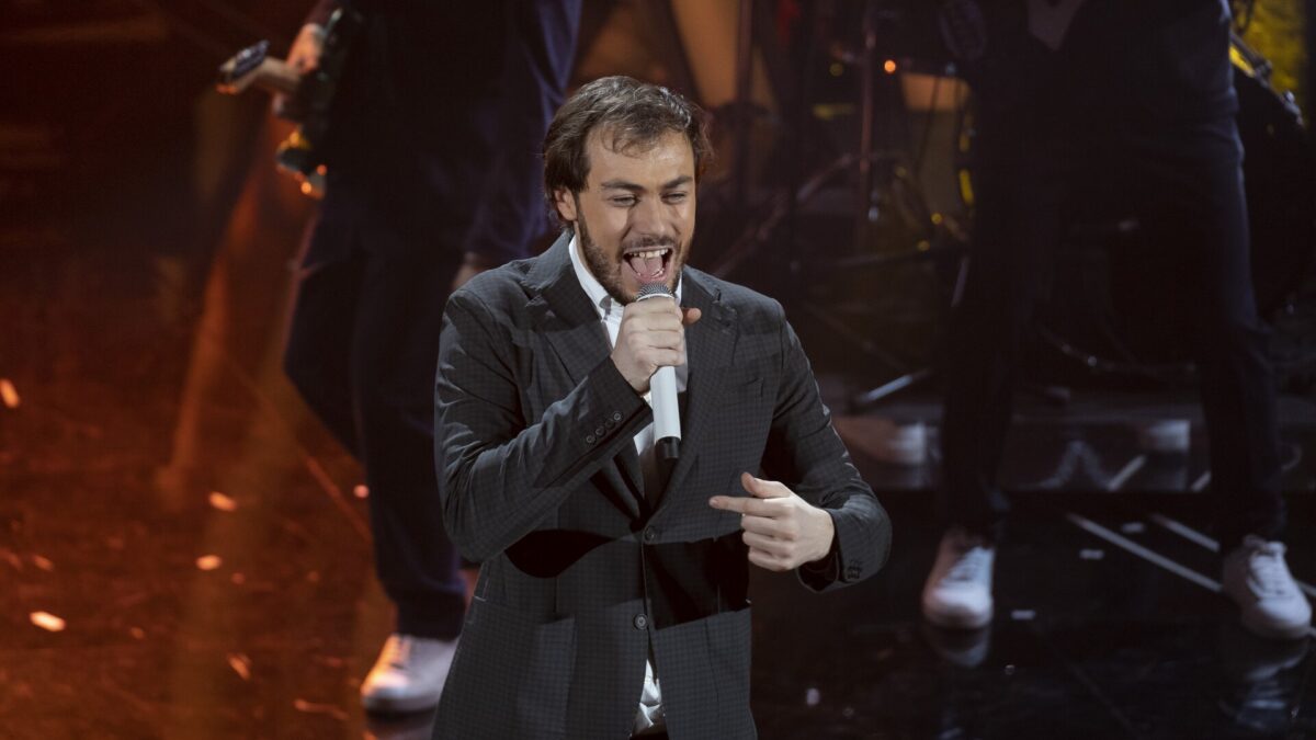Pinguini Tattici Nucleari, Ancona, 2 luglio 2022: scaletta del concerto, info biglietti
