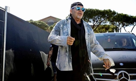 L’Amore l’amore, Vasco Rossi: testo, video, significato della canzone
