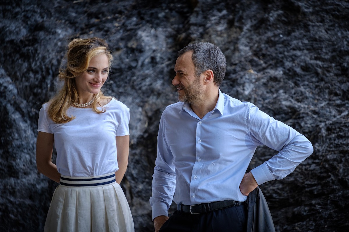 Vincenzo Malinconico – Avvocato d’insuccesso, il cast presenta la serie tv: la conferenza stampa in liveblogging