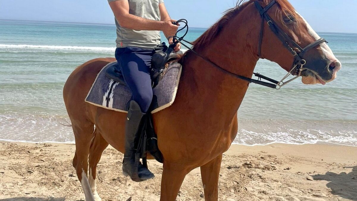 Azzurro. Storie di mare, la seconda edizione con Beppe Convertini al via su Rai1 domenica 24 luglio: anticipazioni esclusive