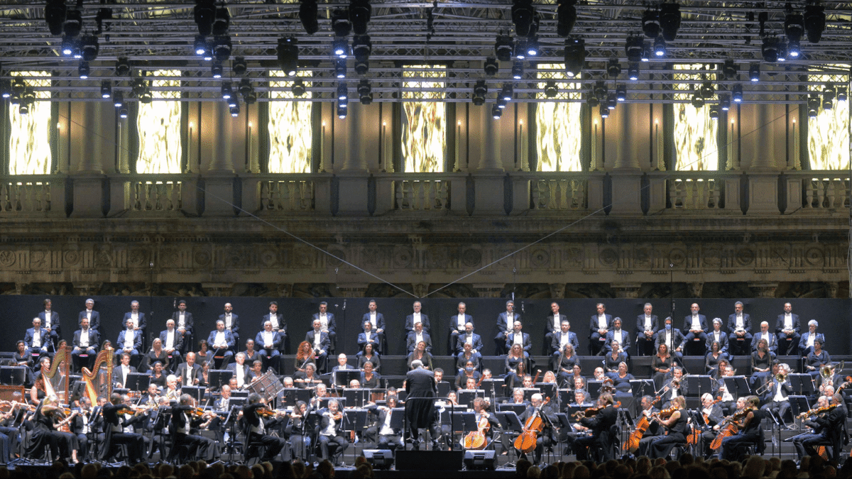 La musica classica regina dell’estate: dai Carmina Burana in diretta tv alla Lirica in Arena
