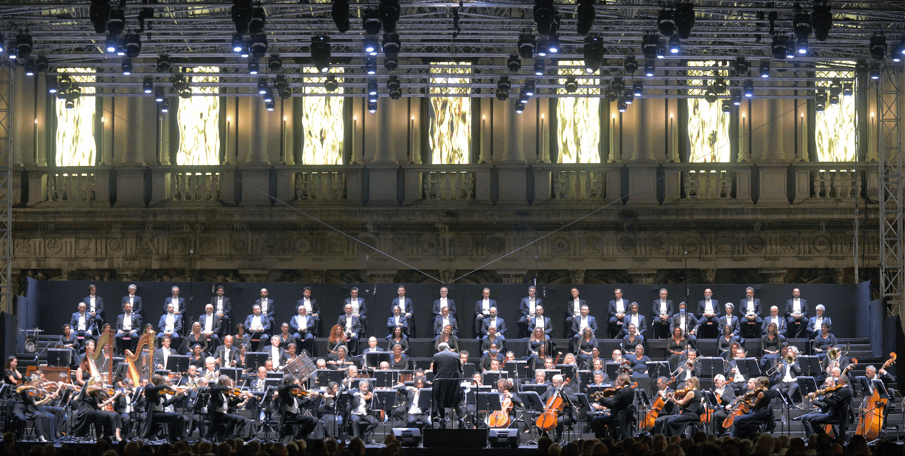 La musica classica regina dell’estate: dai Carmina Burana in diretta tv alla Lirica in Arena