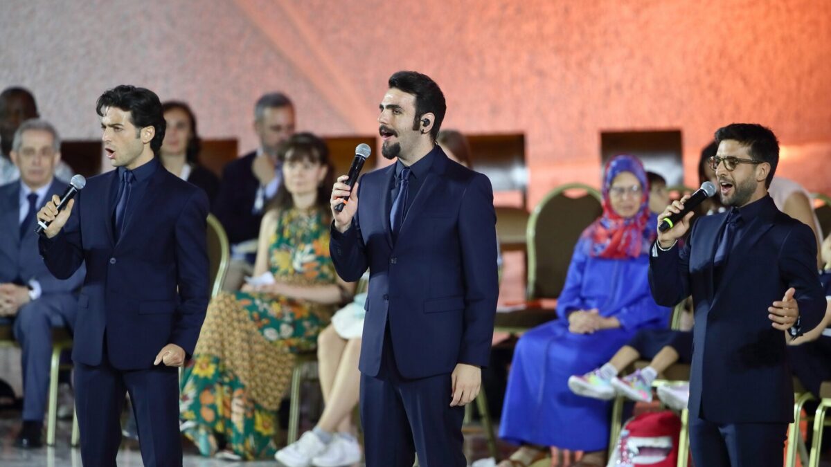 Ascolti tv sabato 2 luglio 2022: gara fra repliche, Il volo supera Tu si que vales