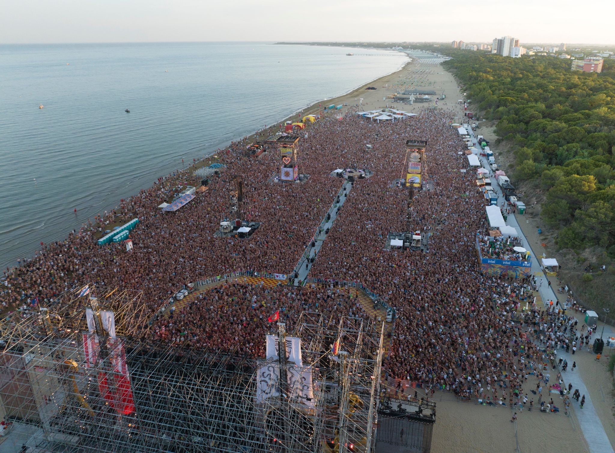 Jova Beach Party RaiPlay Jovanotti