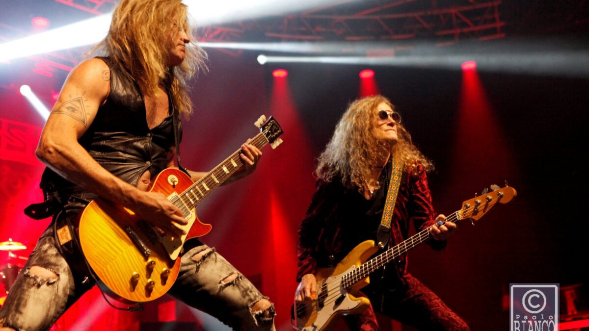 The Dead Daisies a Milano: foto e commenti dal concerto al Fabrique, 2 Luglio 2022