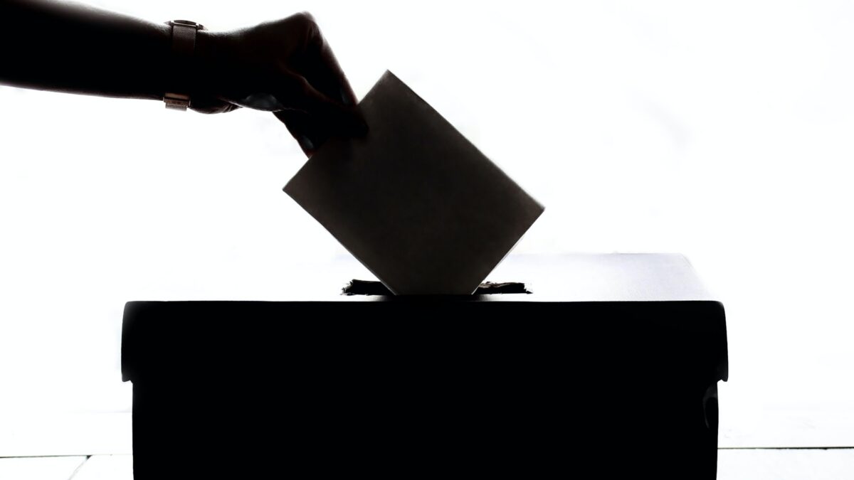 Elezioni 2022, la campagna elettorale in tv e Sky ‘prenota’ i confronti tra politici (sì, ma quali?)