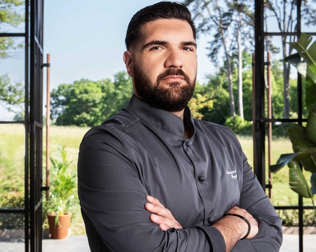 Bake Off Italia 2022, Tommaso Foglia a TvBlog: “Qui ho trovato una famiglia. Porterò la mia napoletanità” (video)