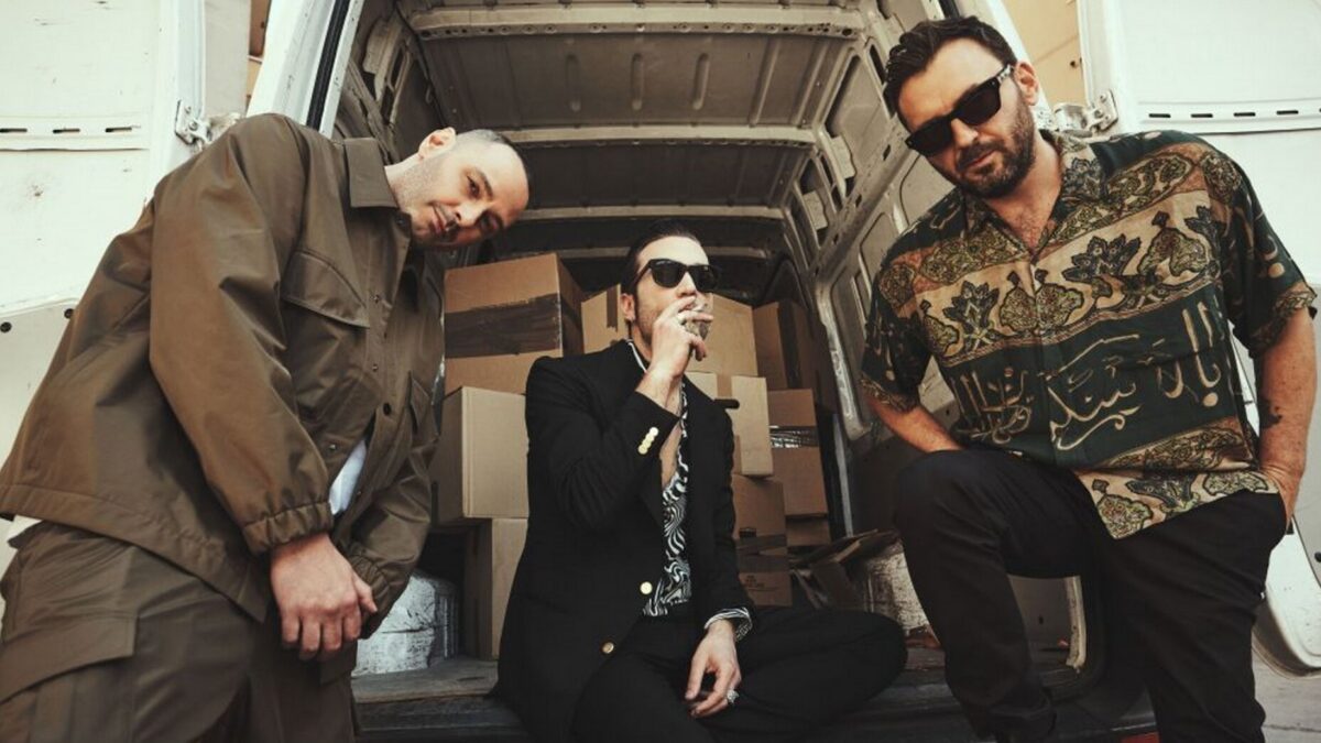 Tropico: Contrabbando, singolo con Cesare Cremonini e Fabri Fibra (Testo e Video)