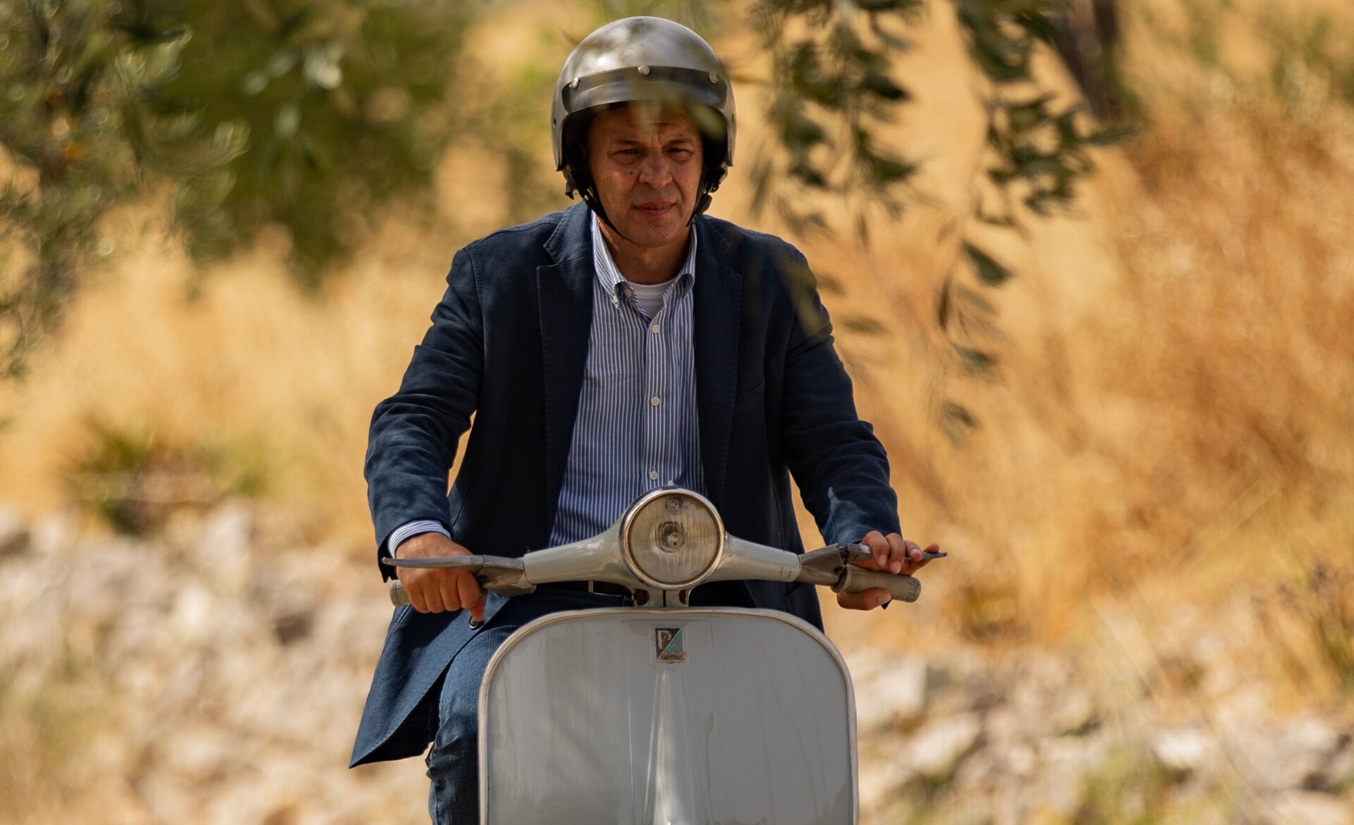 Una boccata d’aria: nuove clip ufficiali della commedia con Aldo Baglio e Lucia Ocone