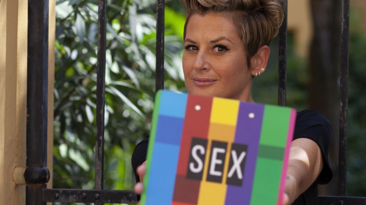 Sex, Angela Rafanelli a TvBlog: “È servizio pubblico, è cultura, è un viaggio alla ricerca della felicità. E potrebbe diventare un Geo del səsso”