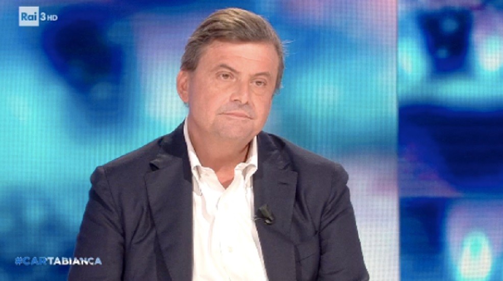 Cartabianca, Calenda attacca dopo l’ospitata: “La trasmissione è quello che è”
