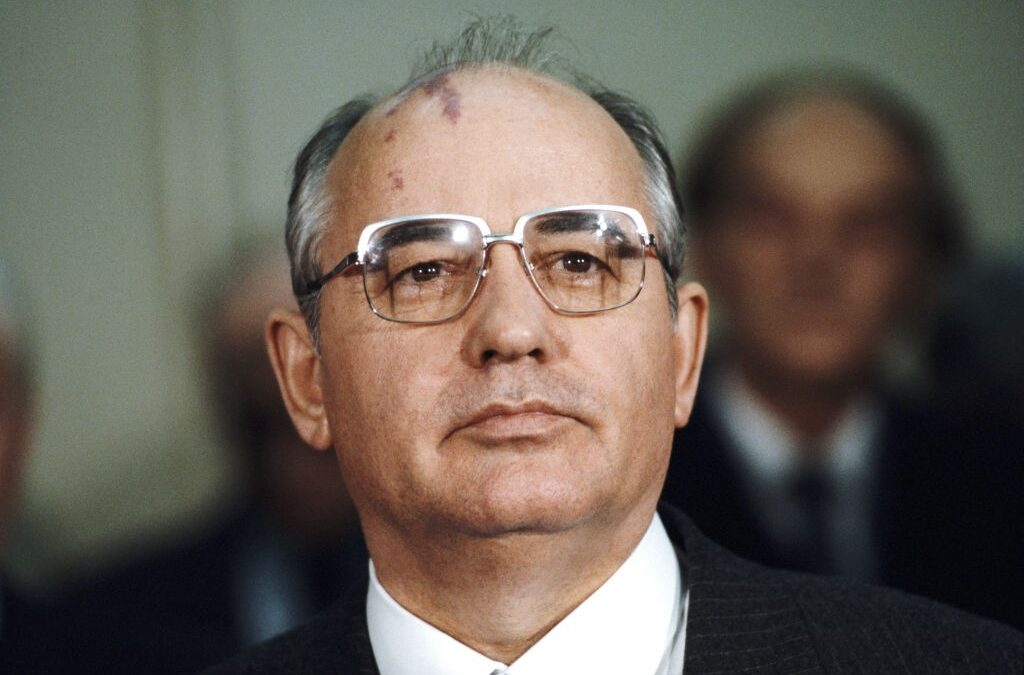 È morto Mikhail Gorbaciov, ex presidente dell’URSS: le storiche ospitate a Sanremo ’99 e al Maurizio Costanzo Show
