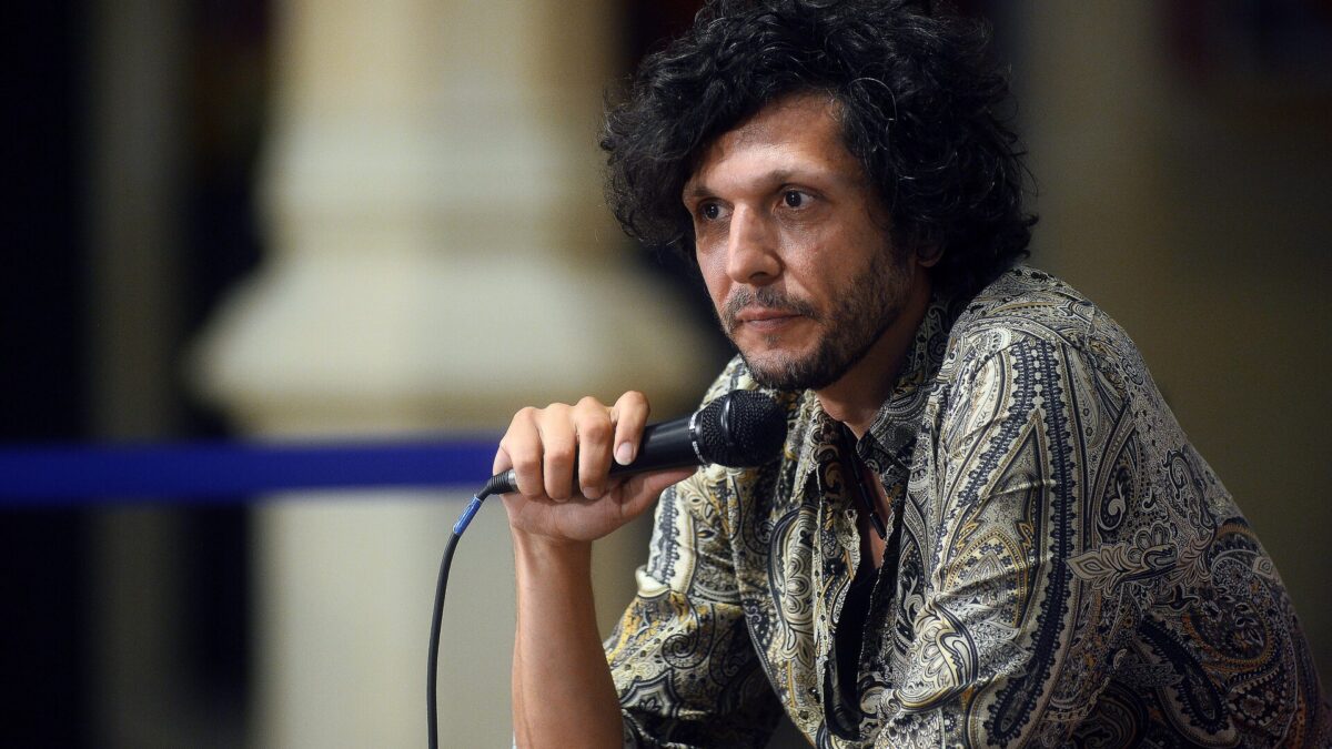 Ermal Meta: “Non ho mai amato ‘Odio le favole'”. E rivela il brano che voleva portare a Sanremo 2016…