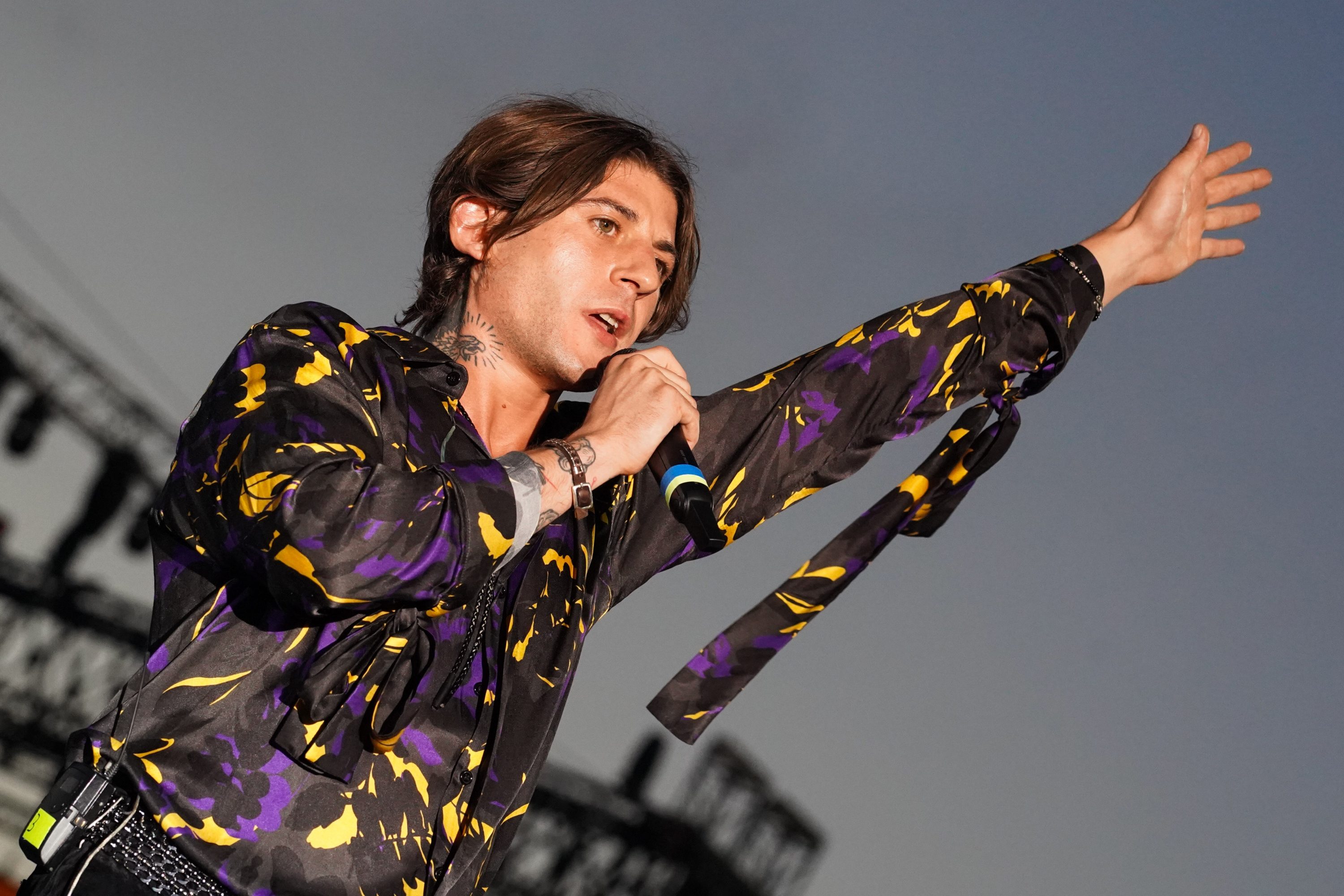 Rkomi, Follonica, 17 agosto 2022: info biglietti disponibili e la scaletta del concerto