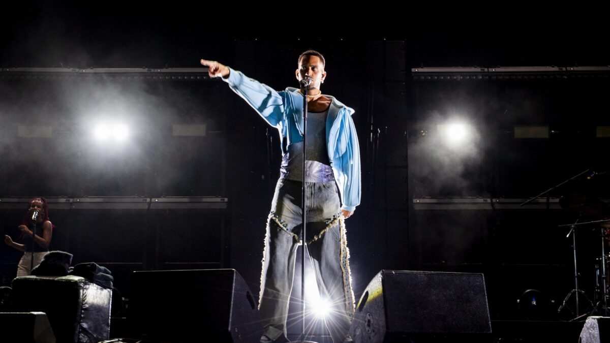 Mahmood, Loano, 27 agosto 2022: info biglietti, la scaletta del concerto
