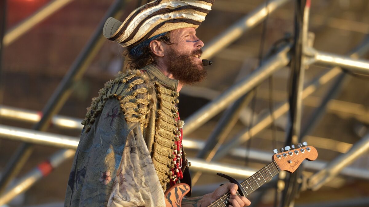 Jovanotti, Lido di Fermo, 6 agosto 2022: Tananai, Mara Sattei e Gianni Morandi ospiti del Jova Beach Party