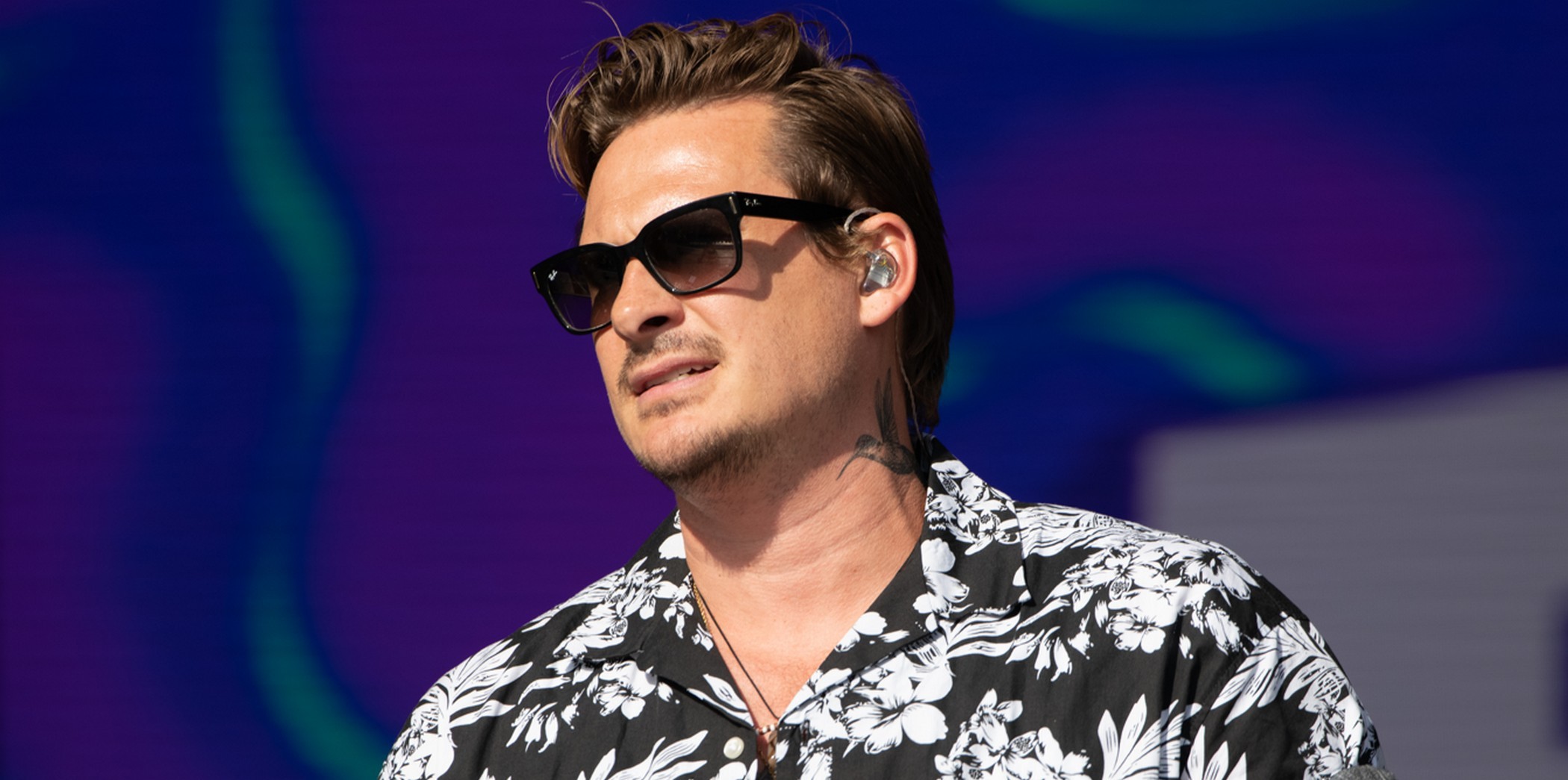 Blue, Lee Ryan arrestato per molestie durante un volo aereo