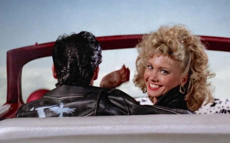 Ascolti tv martedì 9 agosto 2022: solo Rai 1 batte Grease su Italia 1