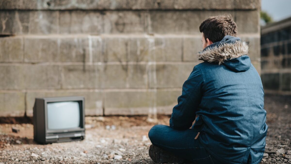 La tv riapre (in anticipo): quello che non vorremmo più vedere (ma che continueremo a vedere)