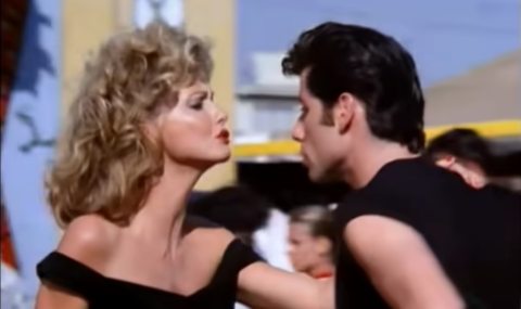 You’re the One That I Want, Olivia Newton-John e John Travolta: ascolta la canzone del film Grease (testo e traduzione)