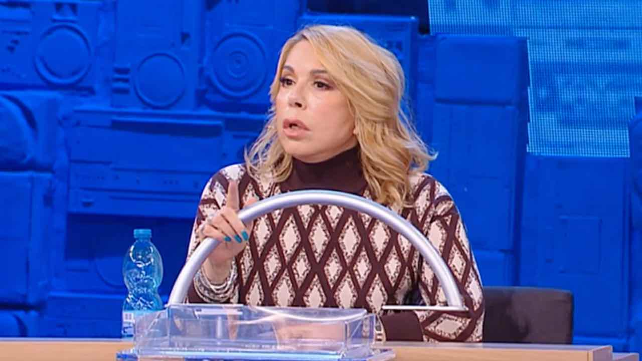 Nuovo programma targato Fascino per Anna Pettinelli? (Retroscena TvBlog)